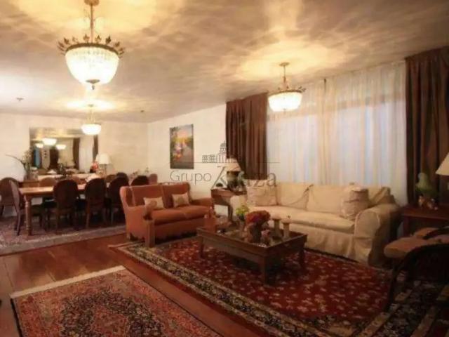 Casa / Sobrado para Locação em São Paulo/SP Alto de Pinheiros 4 Quartos