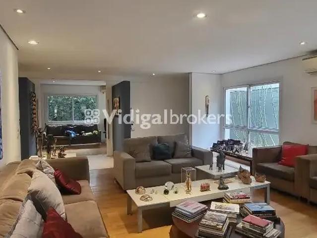 Casa / Sobrado para Locação em São Paulo/SP Alto de Pinheiros 4 Quartos
