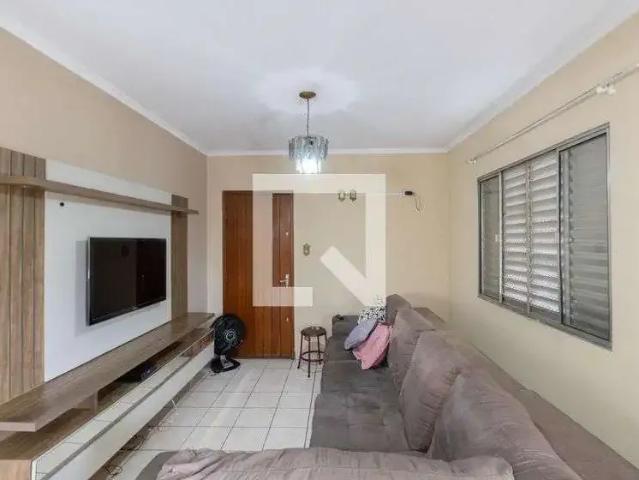 Casa / Sobrado para Locação em São Paulo/SP Artur Alvim 3 Quartos