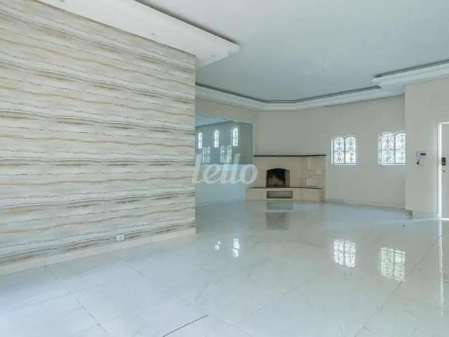 Casa / Sobrado para Locação em São Paulo/SP Boaçava 4 Quartos