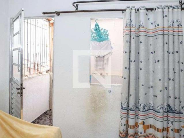 Casa / Sobrado para Locação em São Paulo/SP Bom Retiro 2 Quartos
