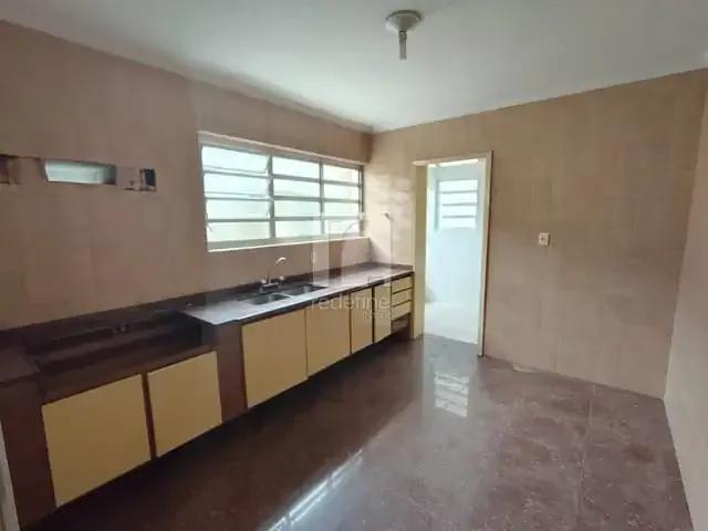 Casa / Sobrado para Locação em São Paulo/SP Bosque da Saúde 3 Quartos