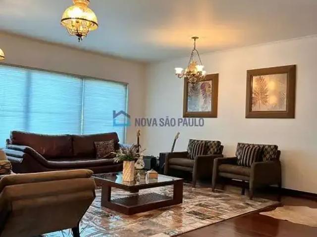 Casa / Sobrado para Locação em São Paulo/SP Bosque da Saúde 3 Quartos