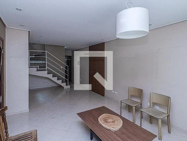 Casa / Sobrado para Locação em São Paulo/SP Bosque da Saúde 3 Quartos