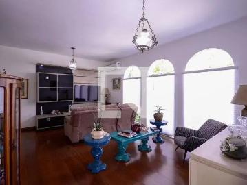Casa / Sobrado para Locação em São Paulo/SP Bosque da Saúde 3 Quartos