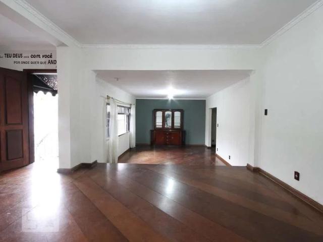 Casa / Sobrado para Locação em São Paulo/SP Bosque da Saúde 4 Quartos