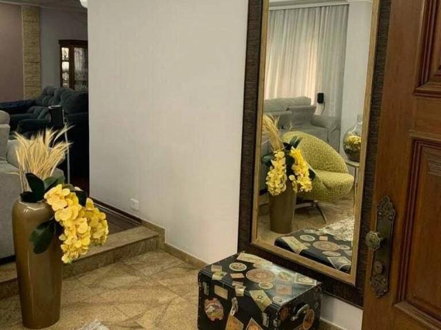 Casa / Sobrado para Locação em São Paulo/SP Bosque da Saúde 4 Quartos