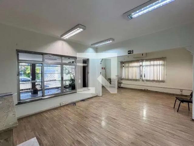 Casa / Sobrado para Locação em São Paulo/SP Bosque da Saúde 5 Quartos