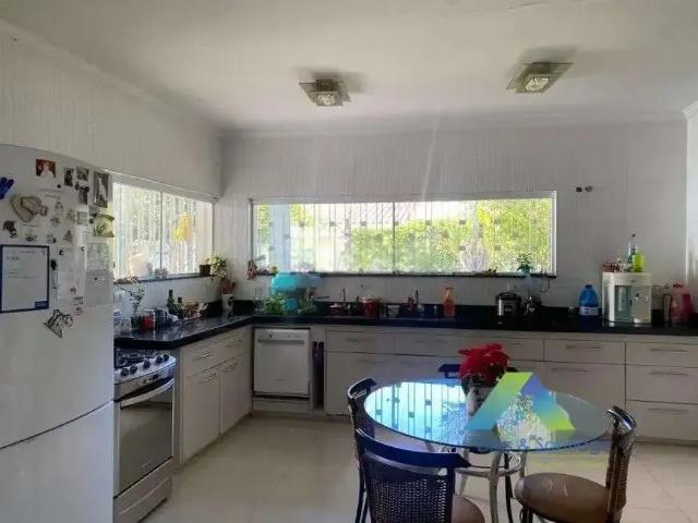 Casa / Sobrado para Locação em São Paulo/SP Bosque da Saúde 5 Quartos