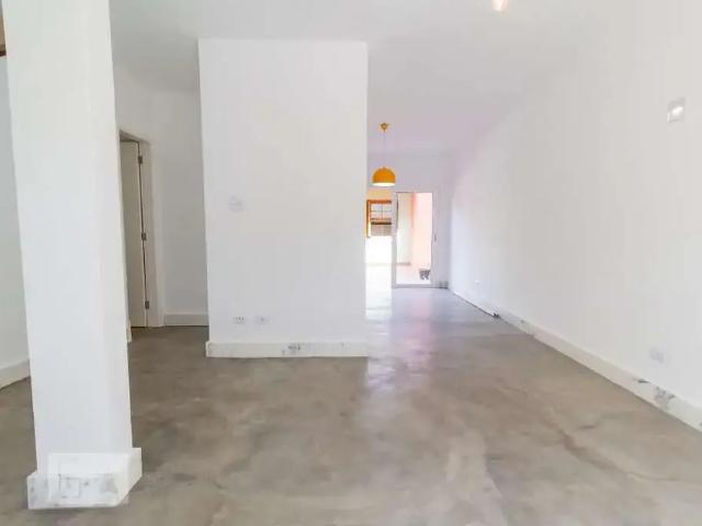 Casa / Sobrado para Locação em São Paulo/SP Brooklin 3 Quartos
