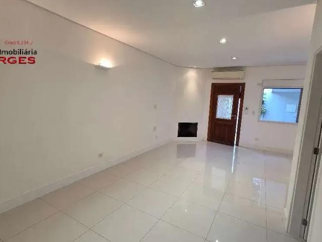 Casa / Sobrado para Locação em São Paulo/SP Brooklin 3 Quartos