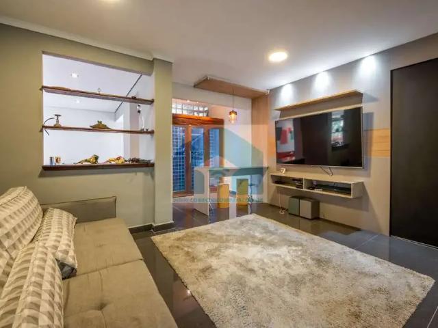 Casa / Sobrado para Locação em São Paulo/SP Brooklin Paulista 5 Quartos