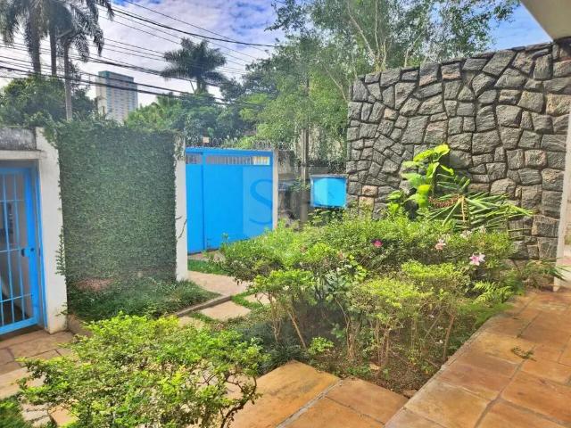 Casa / Sobrado para Locação em São Paulo/SP Brooklin Paulista 9 Quartos