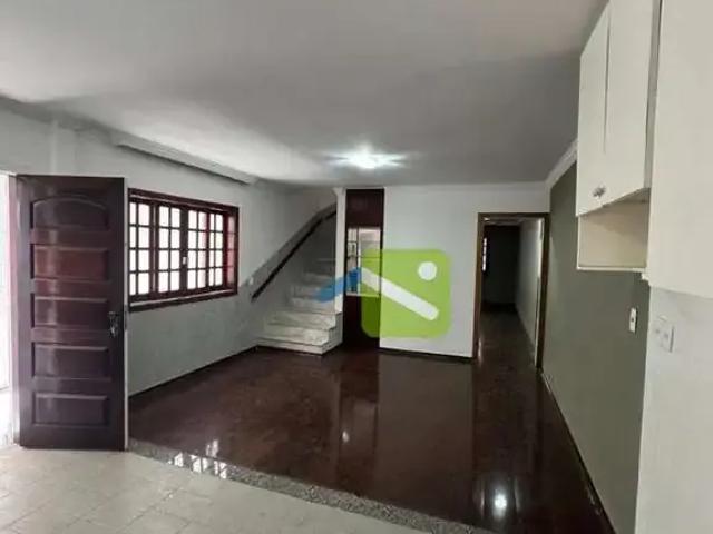 Casa / Sobrado para Locação em São Paulo/SP Butantã 3 Quartos