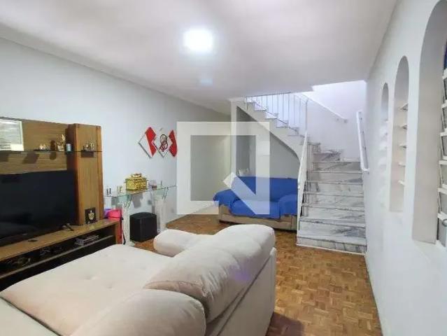 Casa / Sobrado para Locação em São Paulo/SP Butantã 3 Quartos