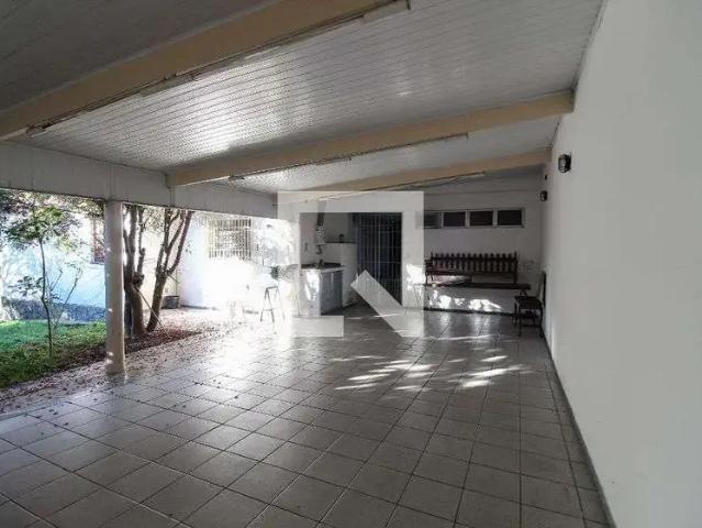 Casa / Sobrado para Locação em São Paulo/SP Butantã 4 Quartos