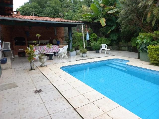 Casa / Sobrado para Locação em São Paulo/SP Butantã 4 Quartos