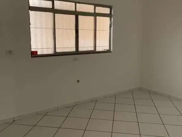 Casa / Sobrado para Locação em São Paulo/SP Guaianases 3 Quartos