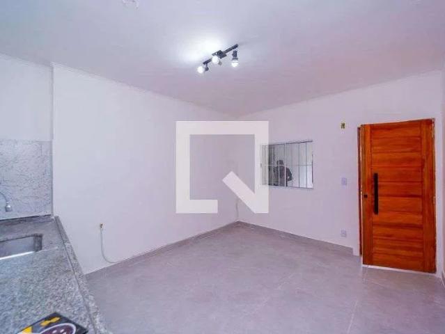 Casa / Sobrado para Locação em São Paulo/SP Ermelino Matarazzo 1 Quartos