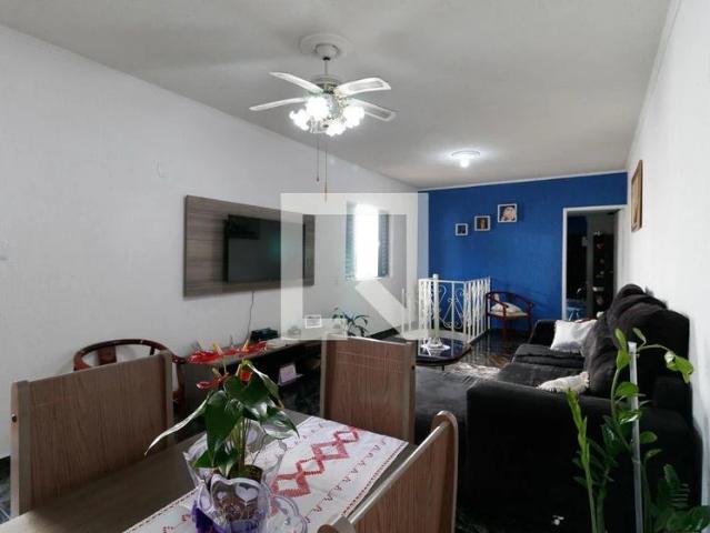 Casa / Sobrado para Locação em São Paulo/SP Ermelino Matarazzo 3 Quartos