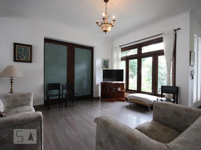 Casa / Sobrado para Locação em São Paulo/SP Fazenda Morumbi 4 Quartos