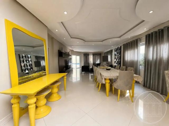 Casa / Sobrado para Locação em São Paulo/SP Interlagos 4 Quartos