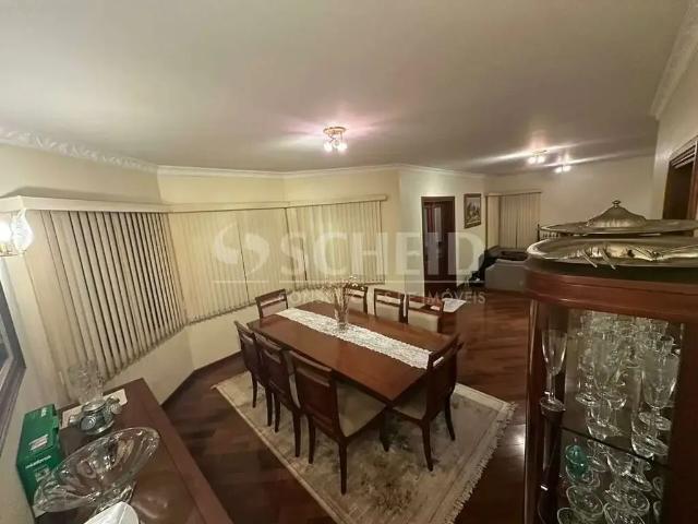 Casa / Sobrado para Locação em São Paulo/SP Interlagos 4 Quartos