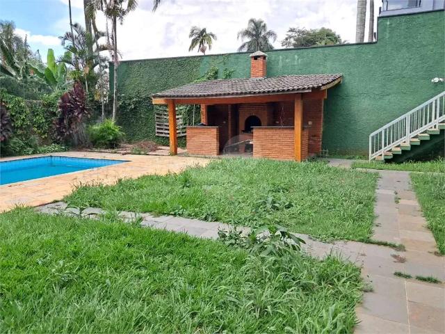 Casa / Sobrado para Locação em São Paulo/SP Interlagos 4 Quartos