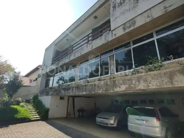 Casa / Sobrado para Locação em São Paulo/SP Interlagos 6 Quartos