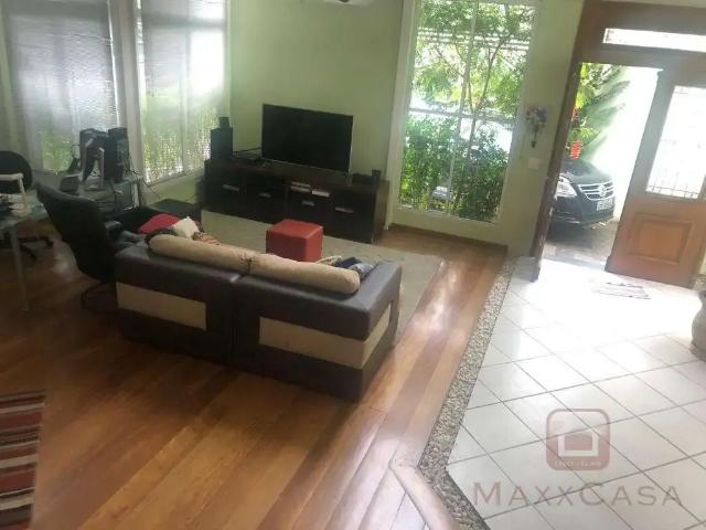 Casa / Sobrado para Locação em São Paulo/SP Interlagos 3 Quartos