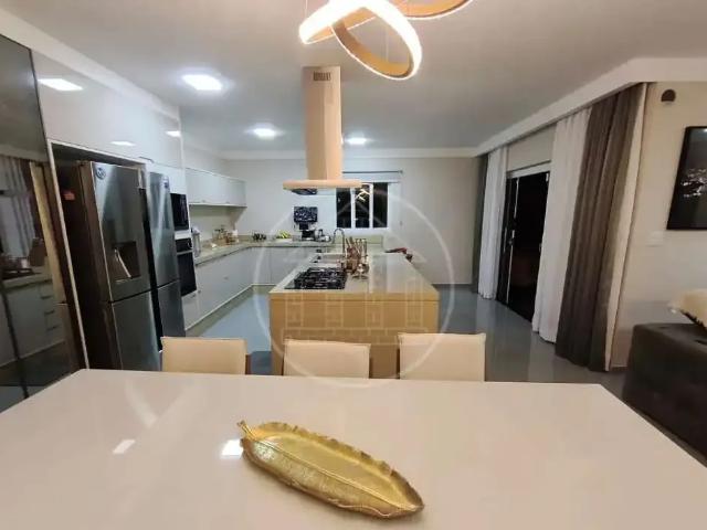 Casa / Sobrado para Locação em São Paulo/SP Interlagos 3 Quartos