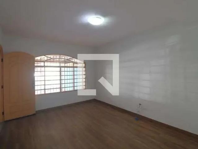 Casa / Sobrado para Locação em São Paulo/SP Interlagos 3 Quartos