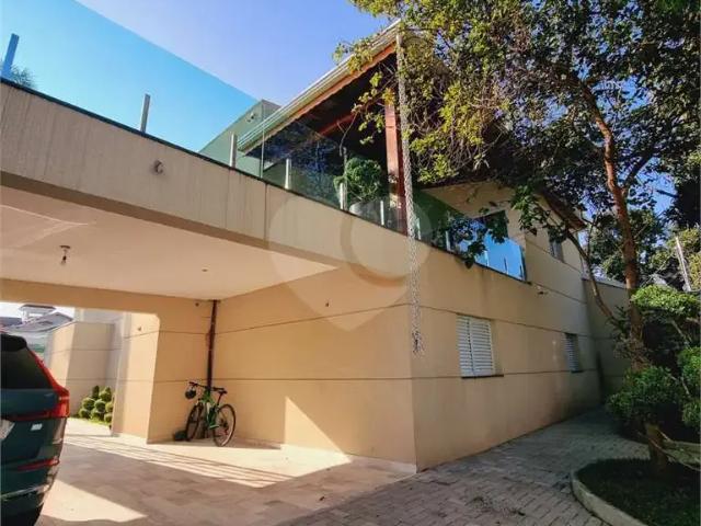 Casa / Sobrado para Locação em São Paulo/SP Interlagos 3 Quartos