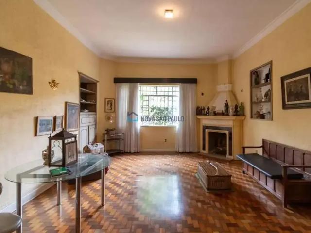 Casa / Sobrado para Locação em São Paulo/SP Indianópolis 4 Quartos