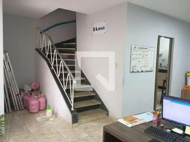 Casa / Sobrado para Locação em São Paulo/SP Ipiranga 3 Quartos