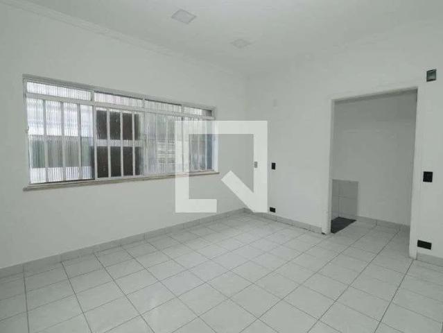 Casa / Sobrado para Locação em São Paulo/SP Ipiranga 2 Quartos