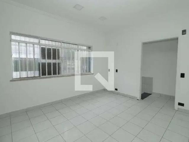 Casa / Sobrado para Locação em São Paulo/SP Ipiranga 2 Quartos