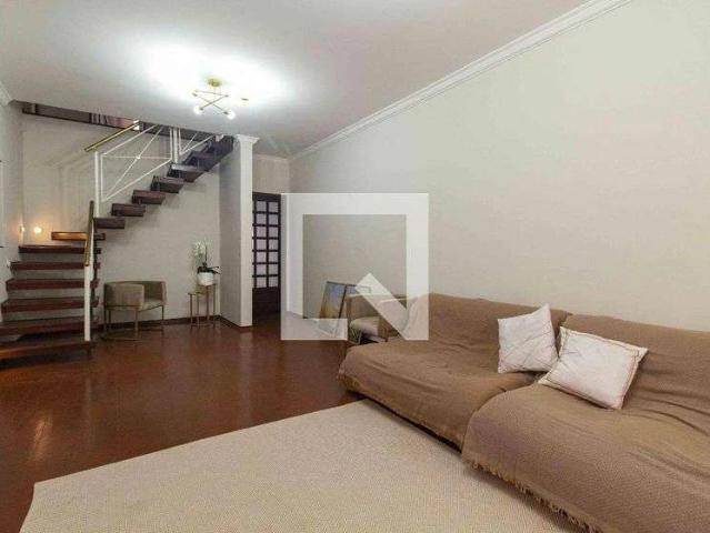 Casa / Sobrado para Locação em São Paulo/SP Ipiranga 4 Quartos