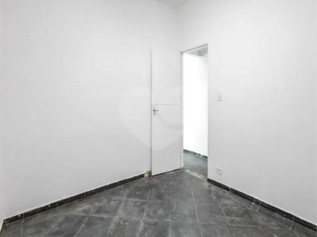 Casa / Sobrado para Locação em São Paulo/SP Itaberaba 6 Quartos