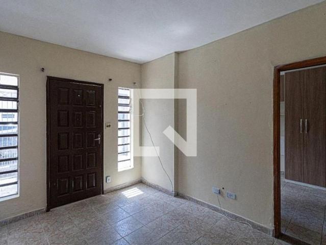 Casa / Sobrado para Locação em São Paulo/SP Itaquera 3 Quartos