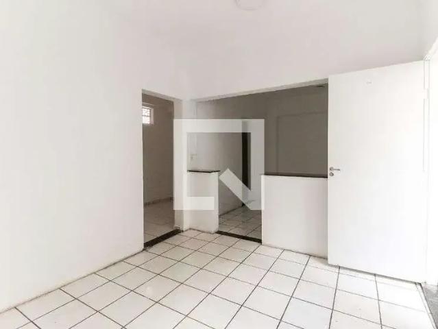 Casa / Sobrado para Locação em São Paulo/SP Itaquera 1 Quartos