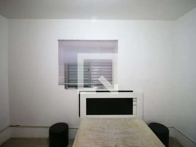 Casa / Sobrado para Locação em São Paulo/SP Itaquera 1 Quartos