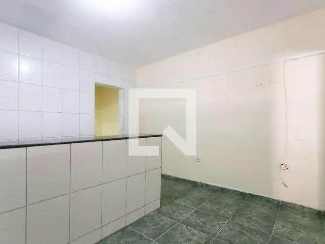 Casa / Sobrado para Locação em São Paulo/SP Itaquera 1 Quartos