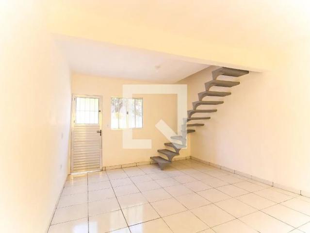 Casa / Sobrado para Locação em São Paulo/SP Itaquera 2 Quartos