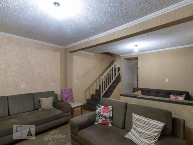 Casa / Sobrado para Locação em São Paulo/SP Itaquera 5 Quartos