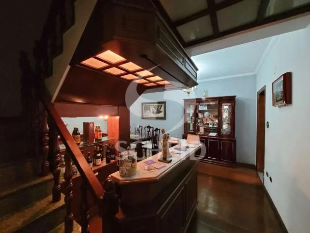 Casa / Sobrado para Locação em São Paulo/SP Jabaquara 5 Quartos