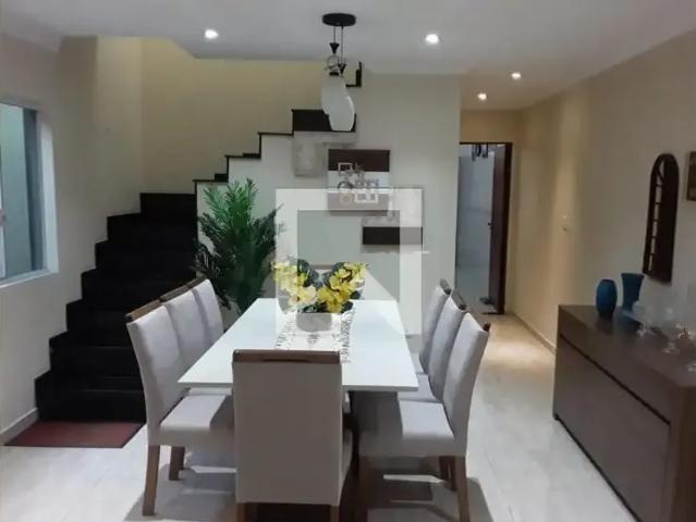 Casa / Sobrado para Locação em São Paulo/SP Jaraguá 4 Quartos
