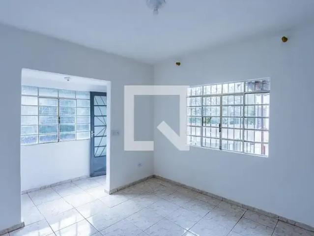 Casa / Sobrado para Locação em São Paulo/SP Jaraguá 2 Quartos