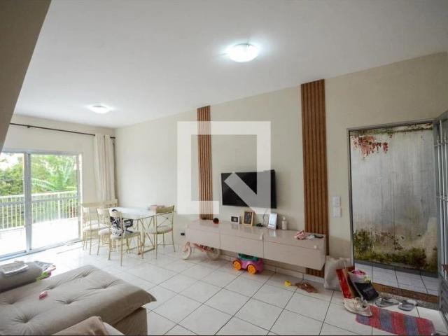 Casa / Sobrado para Locação em São Paulo/SP Jaraguá 3 Quartos