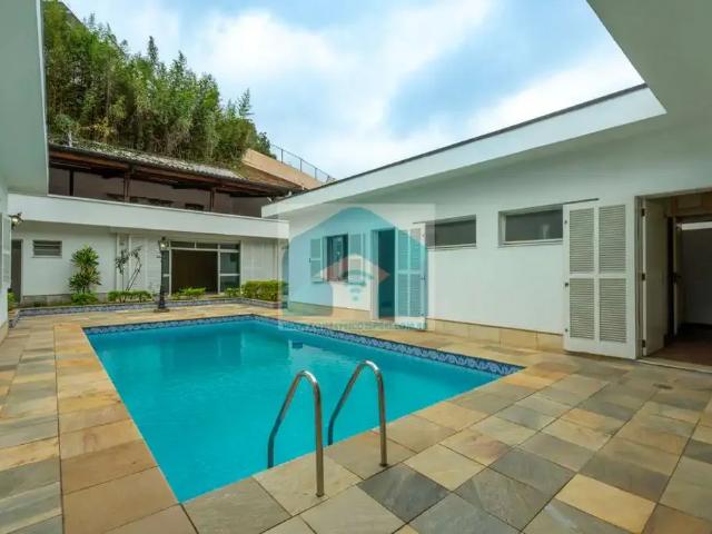 Casa / Sobrado para Locação em São Paulo/SP Jardim Marajoara 4 Quartos